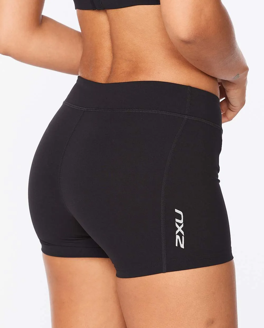 2XU Form Mid-Rise Compression 4 inch Womens Shorts